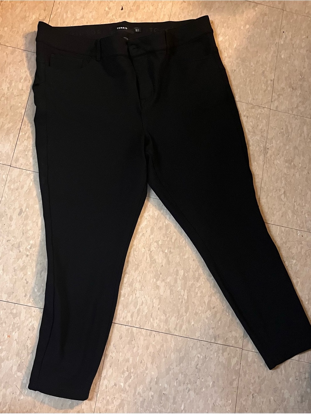 torrid Black High-Rise Stretch pants - Picture 2 of 3